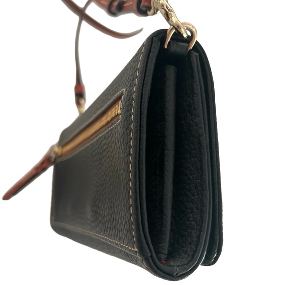 NWOT Dooney & Bourke Wexford Leather Daphne Crossbody Wallet in Black
Perfect! - Picture 10 of 10
